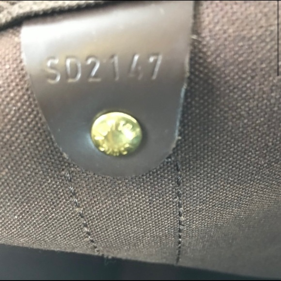 LOUIS VUITTON DAMIER EBENE KEEPALL 55 BANDOULIERE SHOULDER BAG - Picture 4 of 12